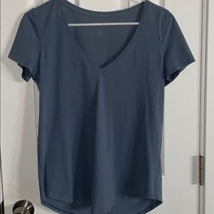 Lululemon - love tee v, size 6, blue.